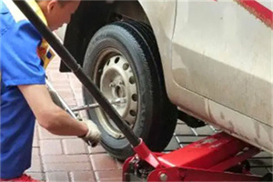 吉首附近拖车24小时服务热线电话